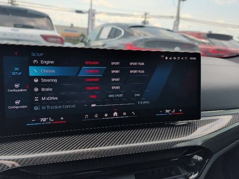 Used 2025 BMW M4 CS AWD/4WD image 7