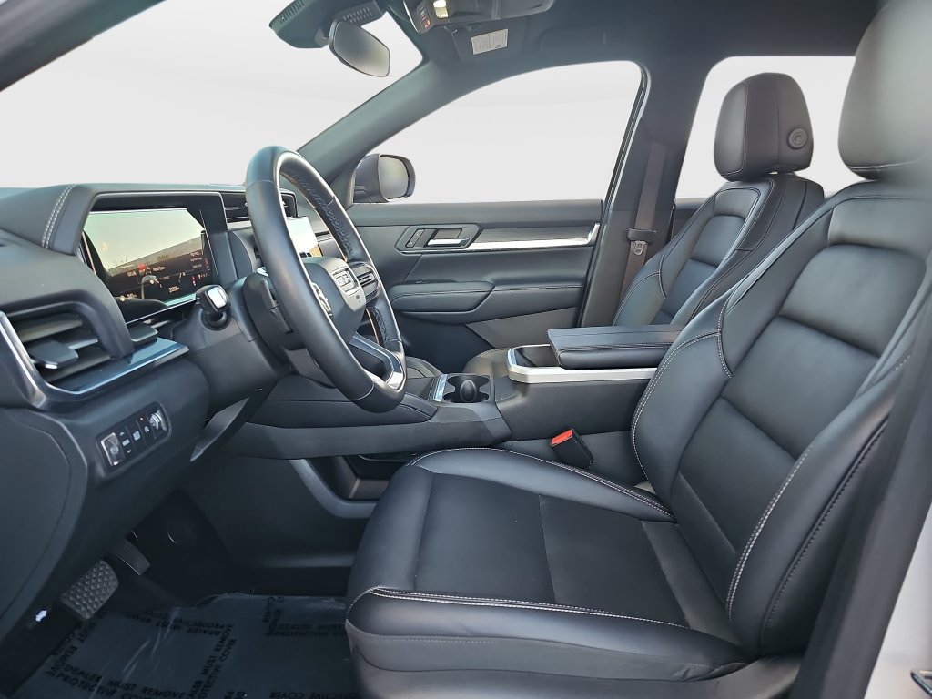 Used 2026 GMC Terrain Elevation w/ Elevation Premium Package FWD image 17