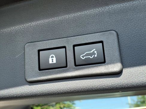 New 2025 Subaru Ascent Touring image 15