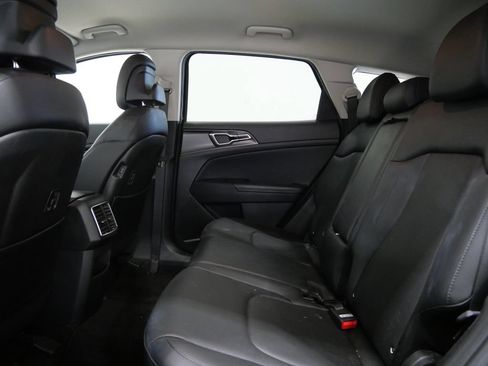 Used 2023 Kia Sportage EX AWD/4WD image 21