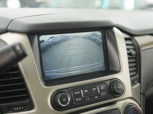 Used 2020 GMC Yukon Denali w/ Denali Premium Package image 27