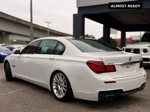 Used 2015 BMW 750Li RWD image 3