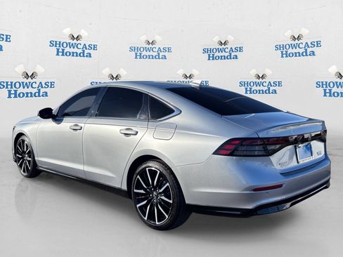 Certified 2025 Honda Accord Touring image 5