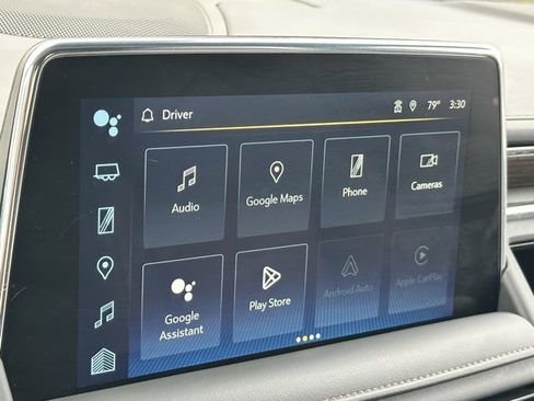 Used 2024 Chevrolet Tahoe High Country w/ Advanced Technology Package image 16