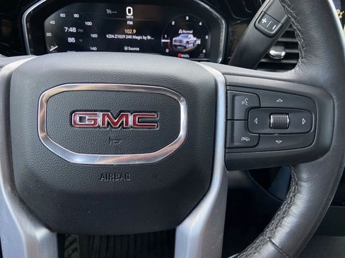 Used 2022 GMC Sierra 1500 Elevation AWD/4WD image 16