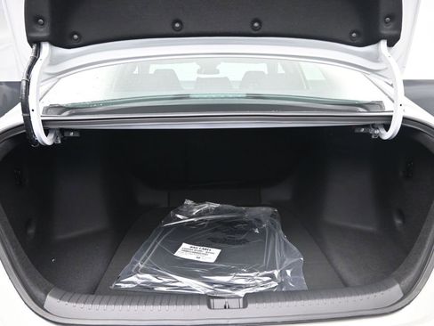 New 2026 Honda Accord SE image 22