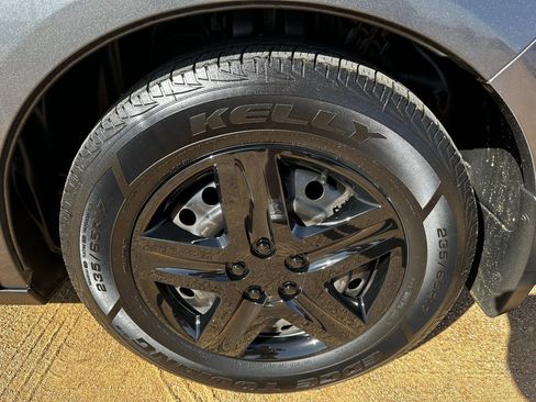 Used 2013 Honda Odyssey LX image 11