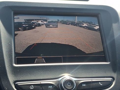 Used 2024 Chevrolet Equinox LT image 17