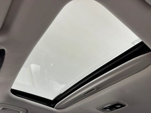 Used 2023 Kia Seltos SX w/ SX Sunroof Package image 23