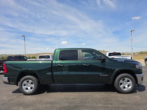 New 2026 RAM 1500 Big Horn AWD/4WD image 4