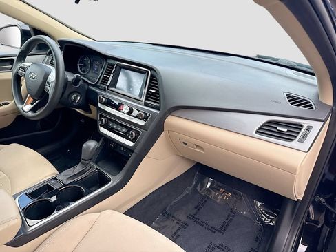 Used 2018 Hyundai Sonata SE FWD image 28