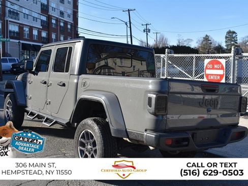 Used 2022 Jeep Gladiator Willys image 8