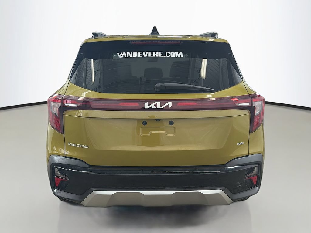 Used 2024 Kia Seltos SX w/ SX Sunroof Package AWD/4WD image 8