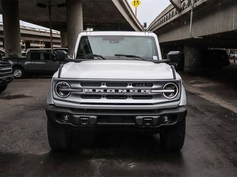 New 2025 Ford Bronco Badlands image 2