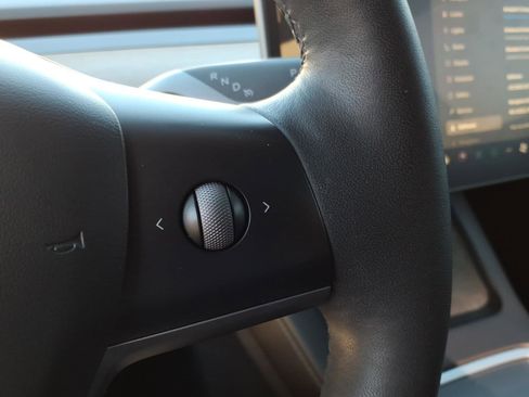 Used 2023 Tesla Model 3 Performance image 26