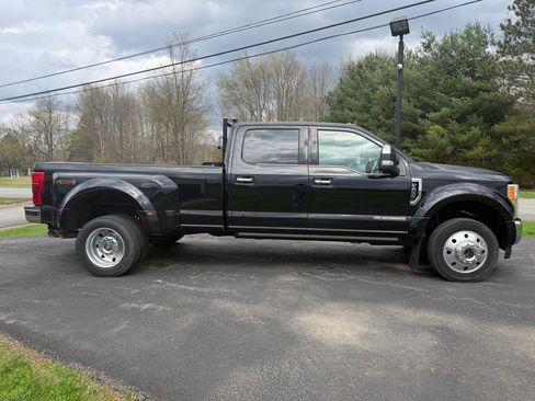 Used 2019 Ford F450 King Ranch w/ King Ranch Ultimate Package image 5