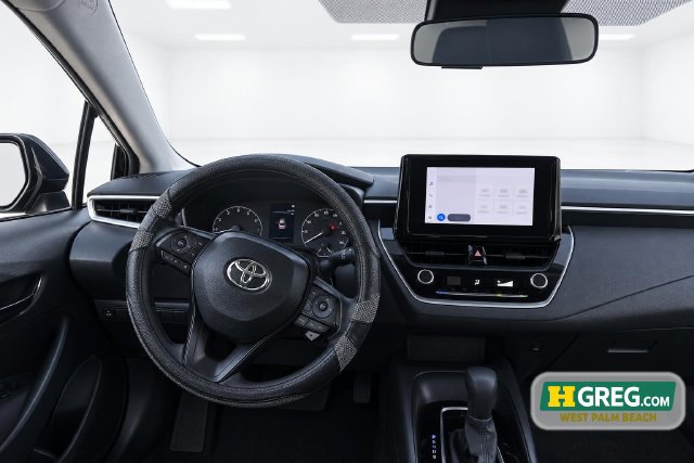Used 2024 Toyota Corolla LE FWD image 12