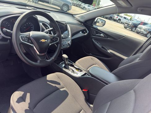 Used 2024 Chevrolet Malibu LS FWD image 24