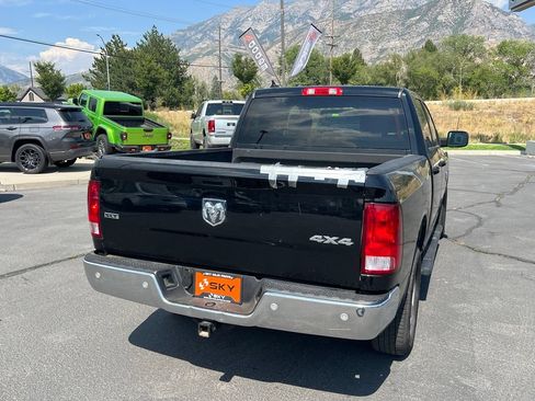 Used 2022 RAM 1500 Classic SLT w/ Electronics Convenience Group AWD/4WD image 9