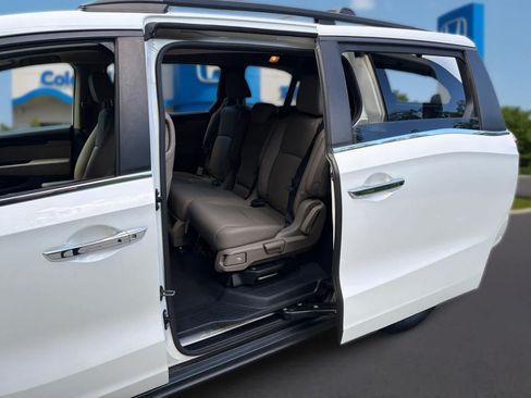 Used 2018 Honda Odyssey EX-L image 27