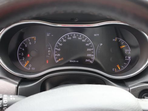 Used 2018 Jeep Grand Cherokee Limited AWD/4WD image 36