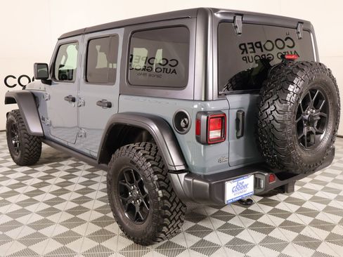 Used 2024 Jeep Wrangler Unlimited Sport AWD/4WD image 22