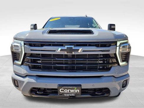 Used 2024 Chevrolet Silverado 2500 LTZ w/ LTZ Plus Package AWD/4WD image 4