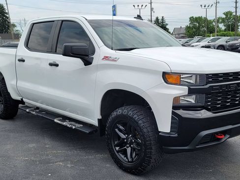Used 2021 Chevrolet Silverado 1500 Custom Trail Boss AWD/4WD image 2