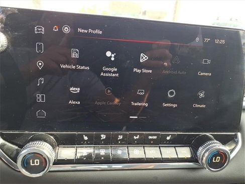 Used 2024 GMC Canyon Elevation w/ Elevation Premium Package image 13