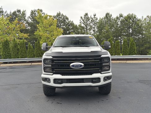 Used 2025 Ford F350 Platinum w/ Tremor Off-Road Package AWD/4WD image 10