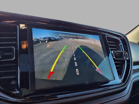 Used 2023 Dodge Durango GT image 6