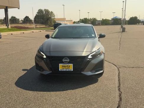 Used 2026 Nissan Altima 2.5 SR FWD image 3