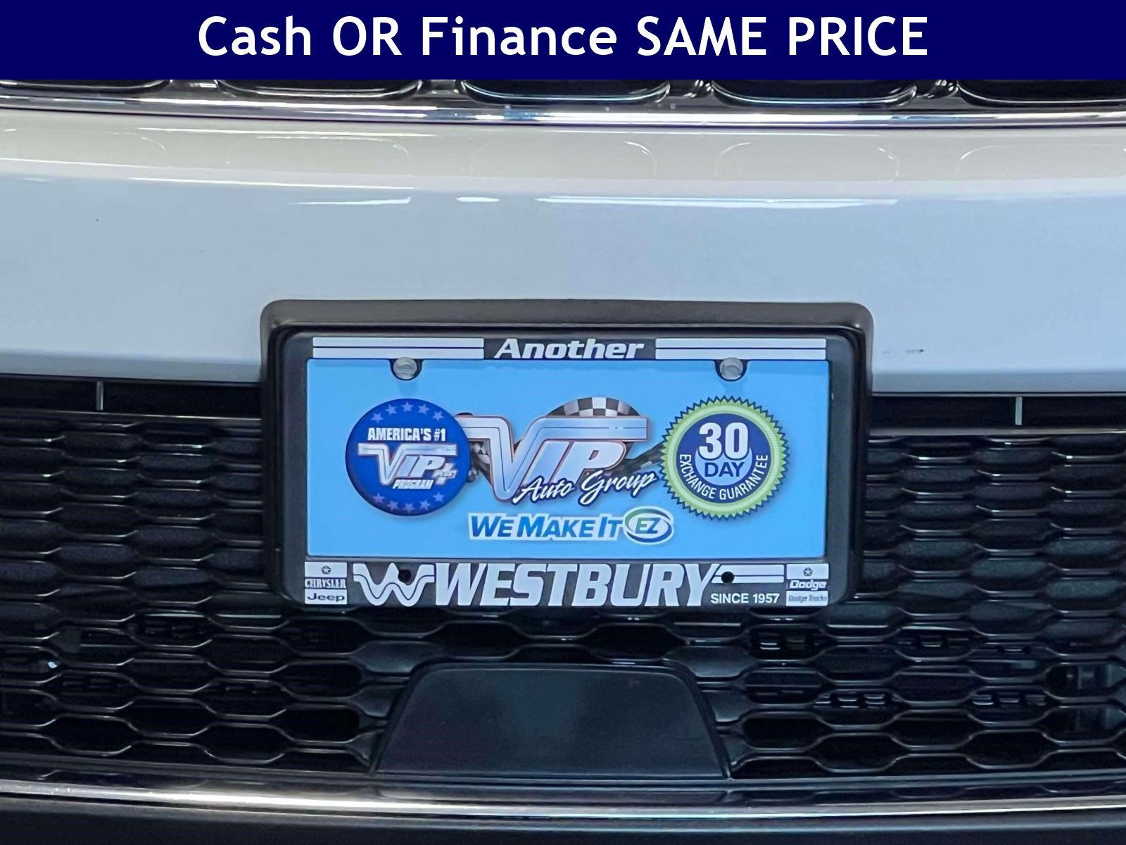Certified 2023 Jeep Grand Cherokee Limited AWD/4WD image 11