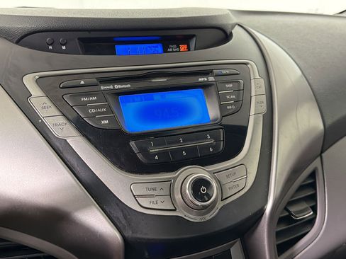 Used 2013 Hyundai Elantra GLS w/ Preferred Pkg image 17