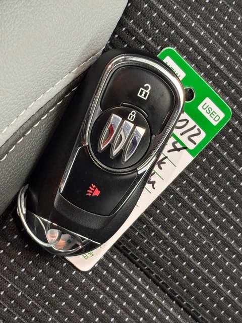 Used 2024 Buick Envista Preferred FWD image 31