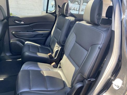 Used 2019 GMC Acadia SLT AWD/4WD image 24