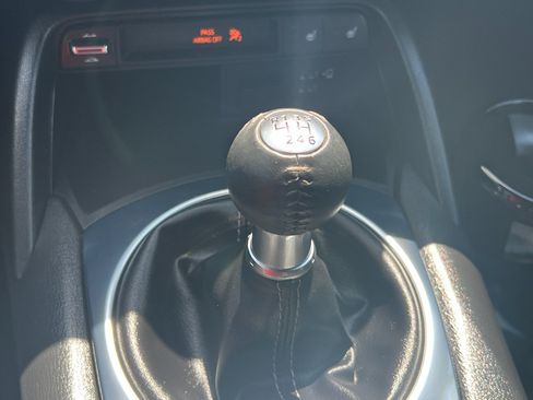 Used 2020 MAZDA MX-5 Miata RF Grand Touring RWD image 25