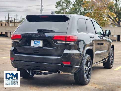 Used 2021 Jeep Grand Cherokee Laredo X image 8