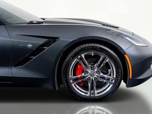 Used 2017 Chevrolet Corvette Stingray Convertible w/ 2LT Preferred Equipment Group image 17