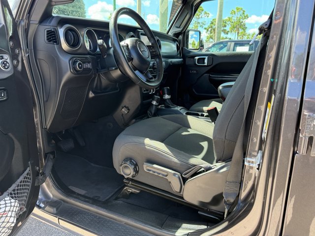 Used 2019 Jeep Wrangler Unlimited Sport S AWD/4WD image 16