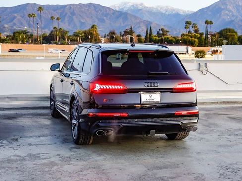 Used 2023 Audi SQ7 Prestige w/ Prestige Package image 7