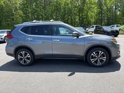 Used 2020 Nissan Rogue SV w/ Sun & Sound Touring Package AWD/4WD image 6