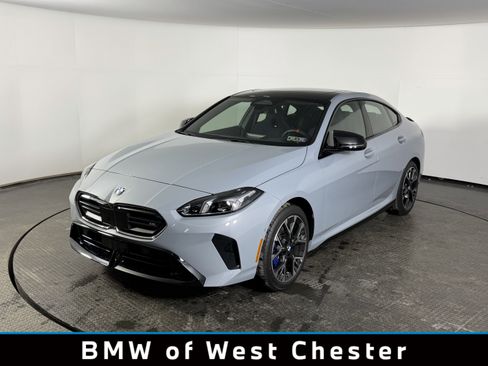 Used 2026 BMW M235i xDrive w/ Technology Package image 1