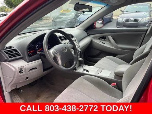 Used 2011 Toyota Camry LE FWD image 6