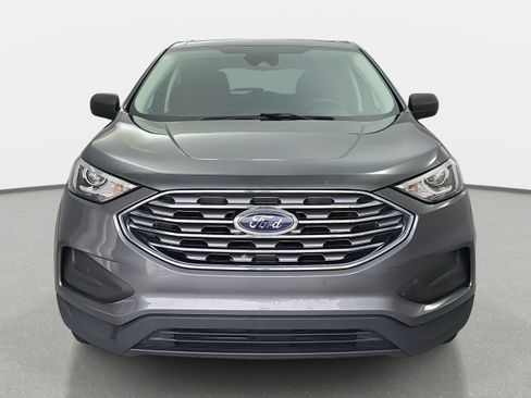 Used 2021 Ford Edge SE w/ Cargo Accessory Package image 8