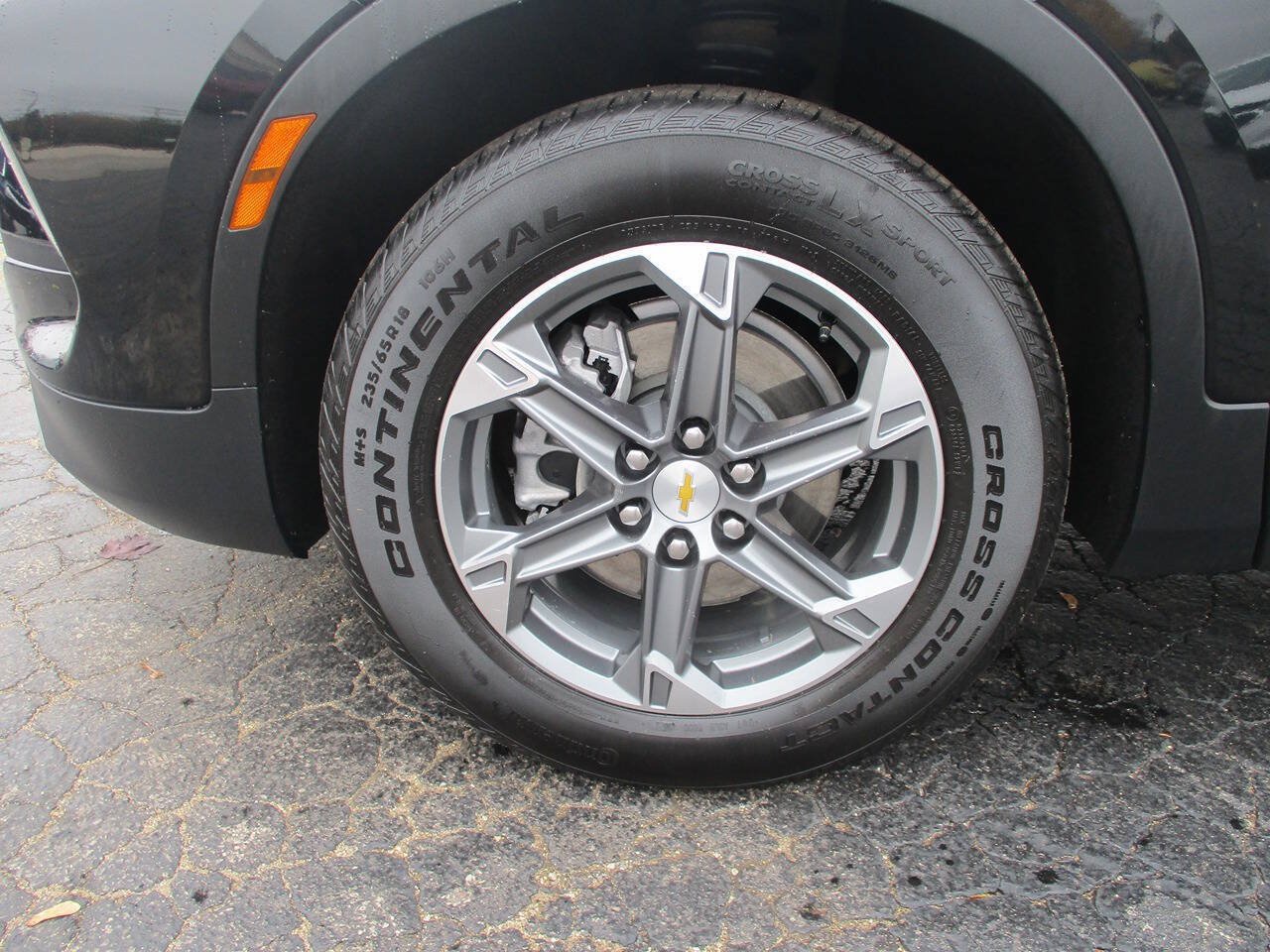 Used 2023 Chevrolet Blazer LT AWD/4WD image 9