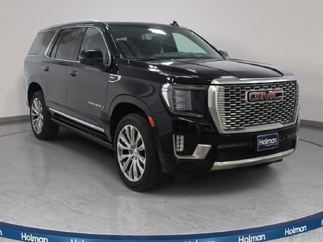 Used 2021 GMC Yukon Denali w/ Denali Premium Package AWD/4WD image 4