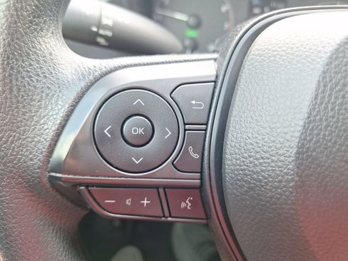 Used 2024 Toyota Corolla Cross AWD Hybrid image 21