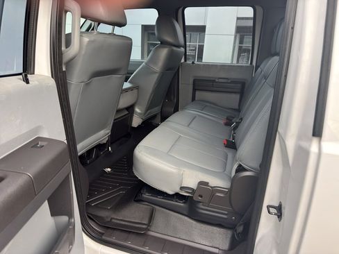 Used 2016 Ford F250 XL w/ Power Equipment Group image 11