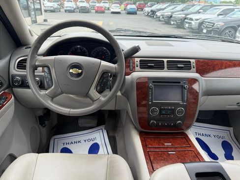 Used 2013 Chevrolet Tahoe LTZ AWD/4WD image 11
